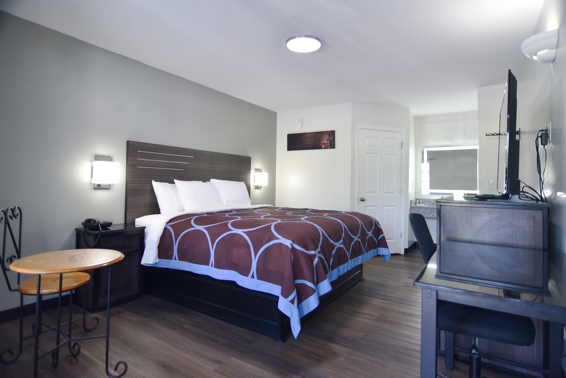Lynchburg Country Inn Rooms